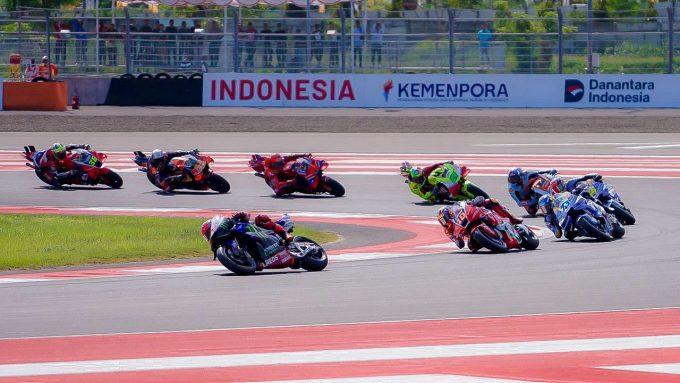 PLN sukses jaga pasokan listrik tanpa gangguan selama MotoGP Mandalika 2025, bukti komitmen dukung pariwisata dan ekonomi nasional.