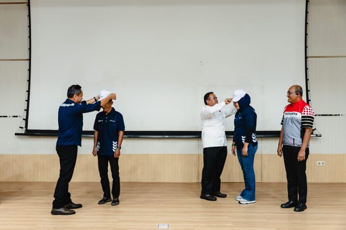 Pertamina latih 40 warga penggerak Desa Energi Berdikari melalui sertifikasi operator PLTS guna memperkuat SDM energi hijau nasional.