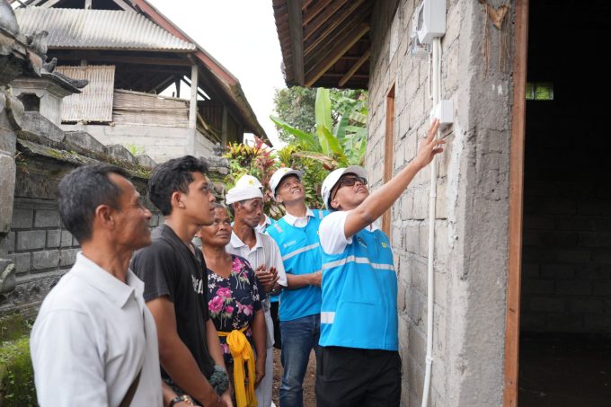 PLN Hadirkan Listrik Gratis untuk Warga Pra Sejahtera di Bali Saat HLN ke-80