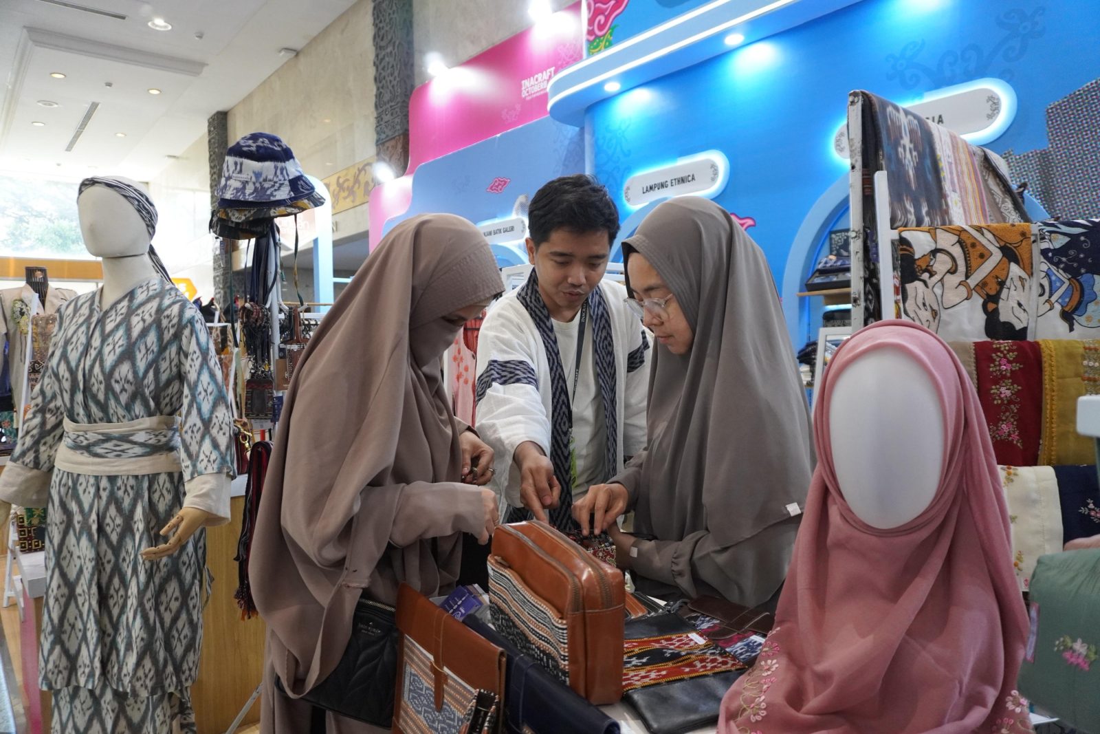 Mantap! UMKM Binaan Pertamina di Inacraft 2025 Raup Rp1,2 Miliar Hanya dalam Sehari