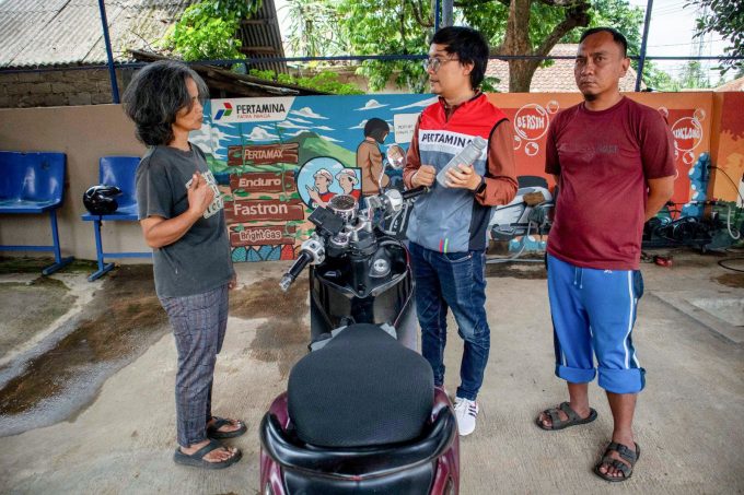 Pertamina Hidupkan Harapan Penyintas ODGJ Lewat Energi Surya di Bandung Barat