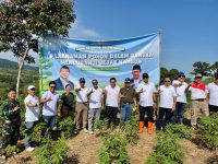 Pertamina dan KLH Tanam Ribuan Pohon Produktif di Bogor, Dukung Target Net Zero Emission 2060
