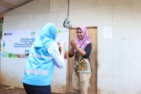 PLN Hadirkan Terang untuk 108 Keluarga di Banten, Air Mata Haru Warnai Penyalaan Listrik Gratis