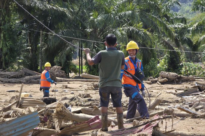 PLN Tuntaskan Pemulihan! Sistem Kelistrikan Sumbar Resmi Pulih 100% Pascabencana