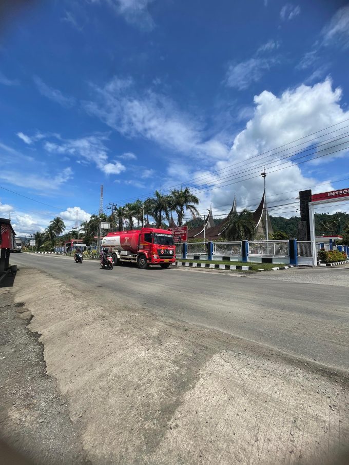 Pertamina Patra Niaga dan Pemprov Sumbar Jamin Distribusi Energi Maksimal Melalui Jalur Sitinjau Lauik
