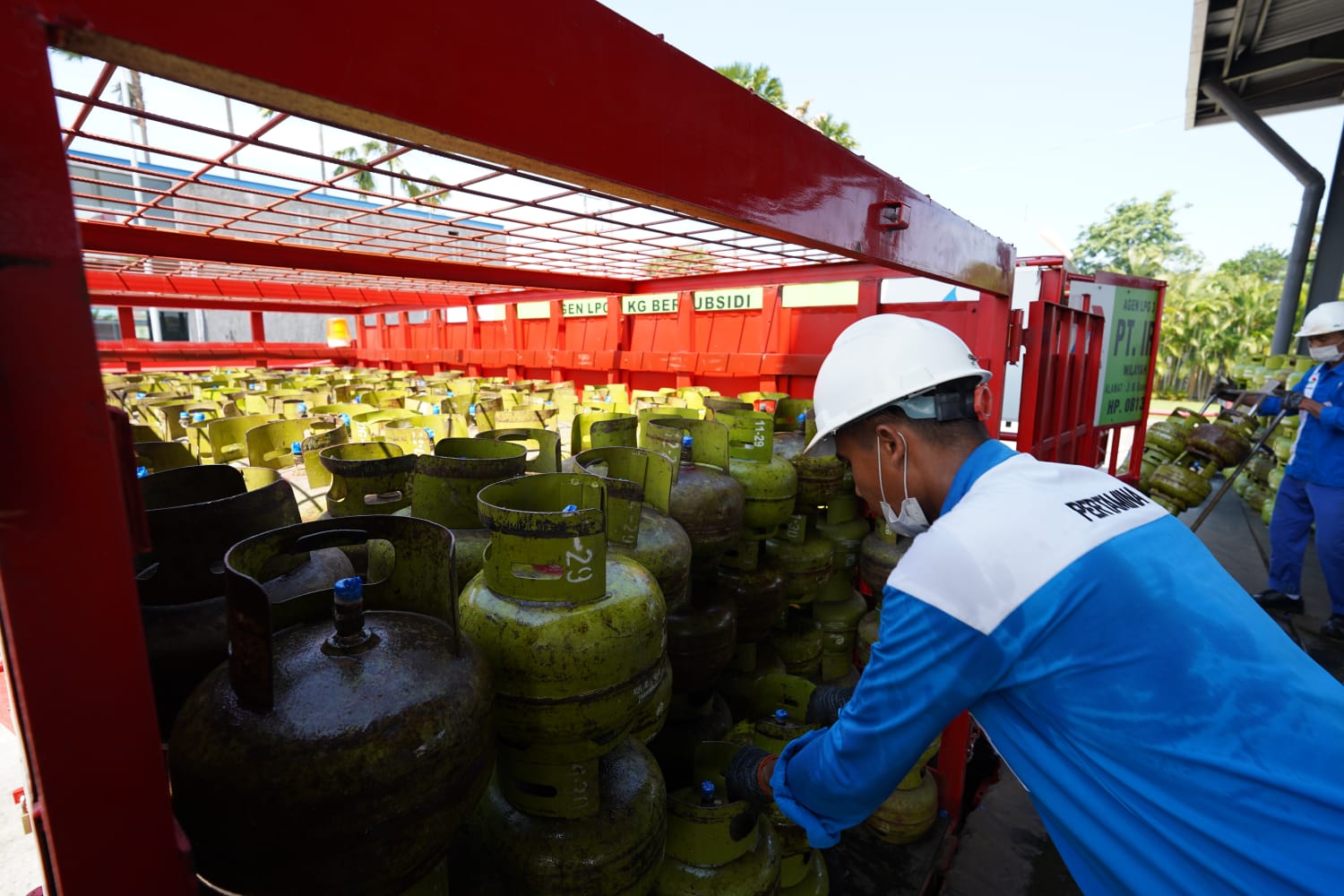 Gas Tak Boleh Langka! Pertamina Gelontorkan 102.480 Tabung LPG 3 Kg di Aceh