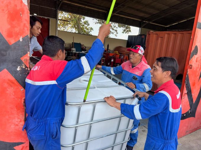 Pertamina Salurkan Air Bersih Lewat Posko Siaga untuk Warga Aceh dan Sumatra