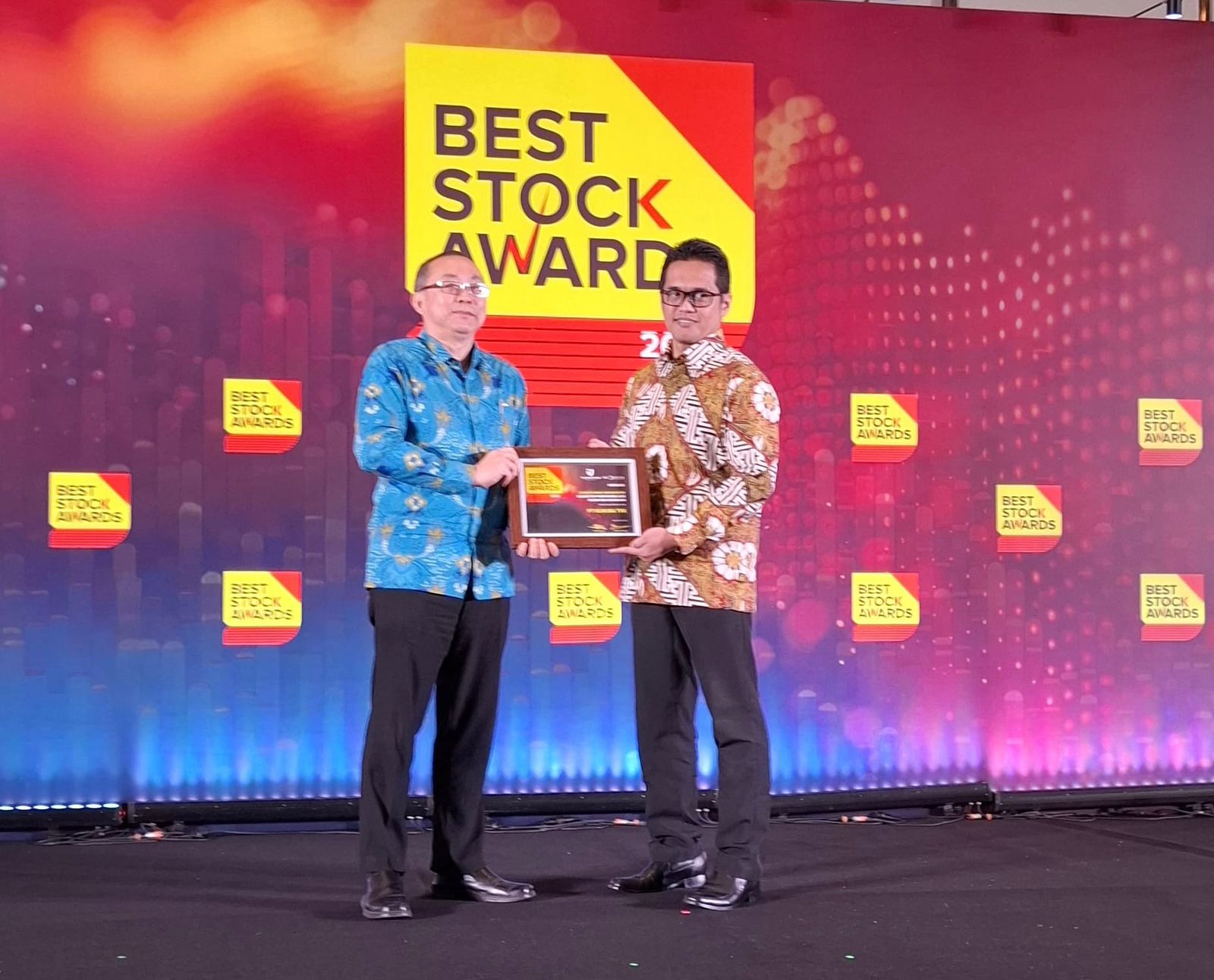 Saham Elnusa melesat dan dinobatkan sebagai Top Performer BUMN di Best Stock Awards 2026 berkat kinerja keuangan solid dan transformasi bisnis.