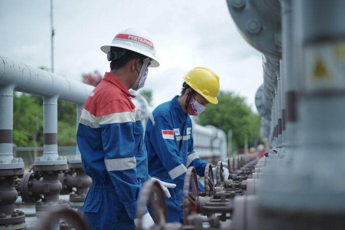 Pertamina EP Zona 4 menargetkan produksi minyak 30.305 BOPD pada 2026 lewat pengeboran dan optimalisasi lapangan migas.