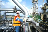 SAF Pertamina Tembus 45 Ribu Barrel, Kilang Cilacap Jadi Motor Energi Penerbangan Hijau