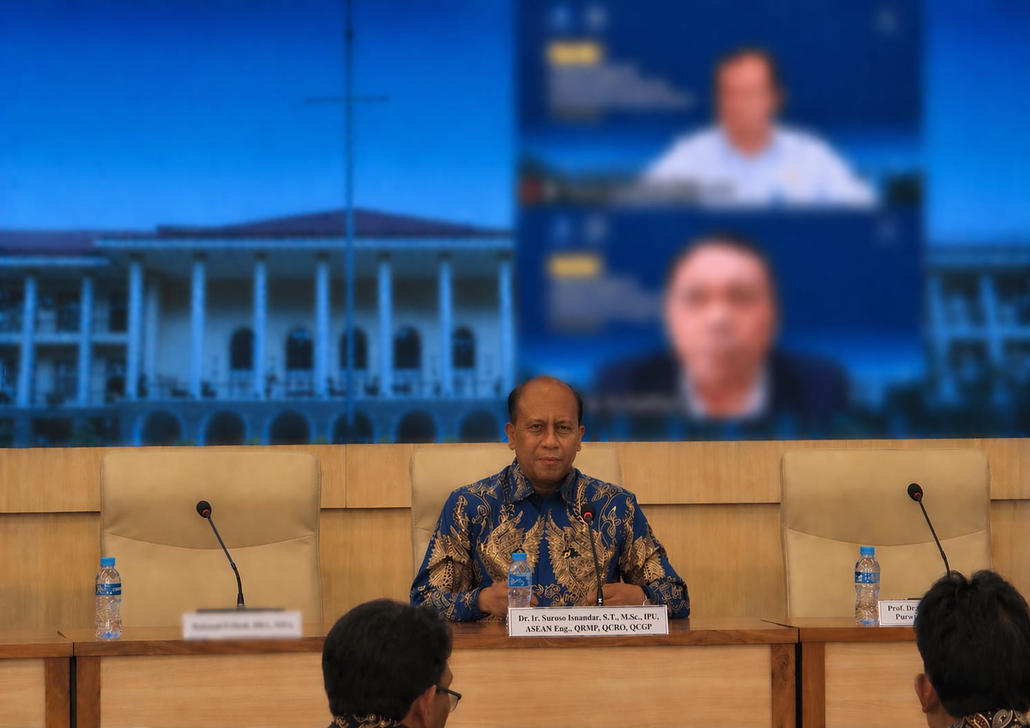 Suroso Isnandar terpilih jadi anggota MWA UGM 2026-2031. Direktur PLN ini siap dorong penguatan arah strategis dan tata kelola kampus.