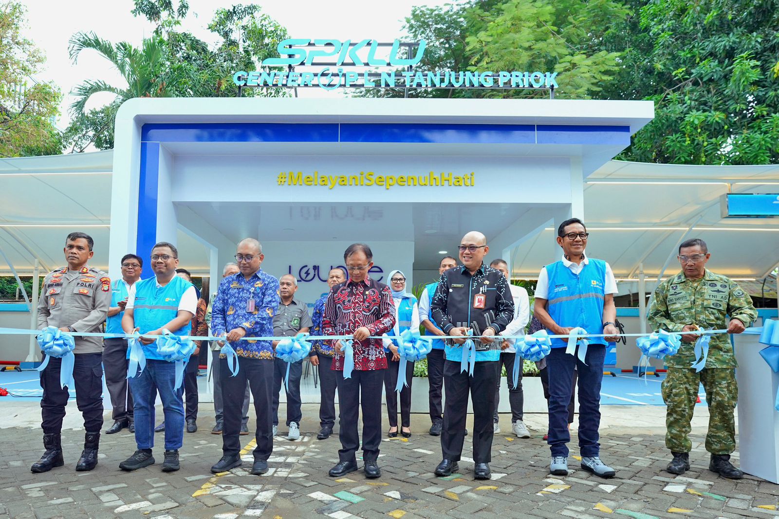 SPKLU PLN Tembus 5.000 Unit, Pengguna Mobil Listrik Kini Makin Nyaman Isi Daya