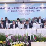 PTBA membagikan dividen Rp1,32 triliun atau 45 persen laba bersih 2025, sementara sisanya disimpan untuk pengembangan usaha.