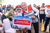 Pertamina Bagikan 20.028 Paket Seragam Sekolah, Bantu Anak Sambut Tahun Ajaran Baru