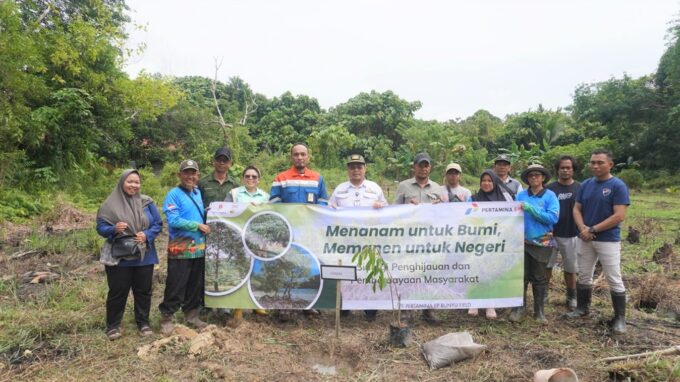 Pertamina EP Bunyu Tanam 1.000 Bibit Mangrove dan Durian untuk Jaga Pesisir serta Dukung Ekonomi Warga