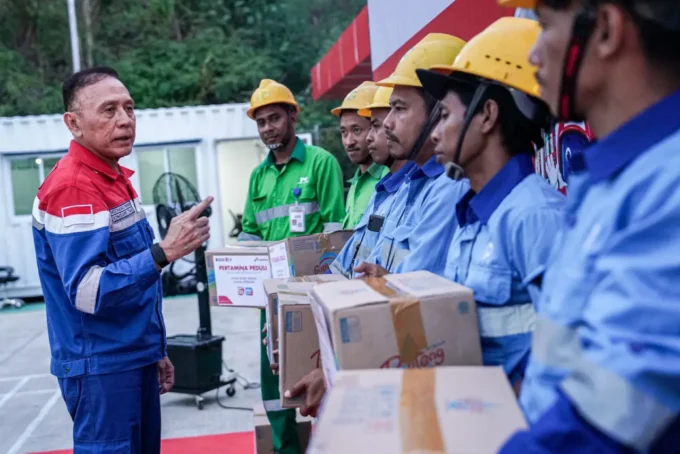 Elnusa dan Pertamina Kirim Ribuan Bantuan ke Flores, Pasokan Energi Tetap Terjaga
