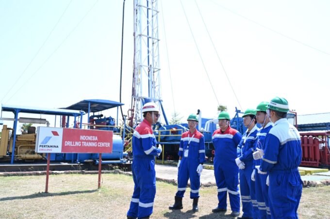 24 Mahasiswa Terjun ke Rig Pertamina Drilling, Begini Rasanya Jadi Pekerja Migas