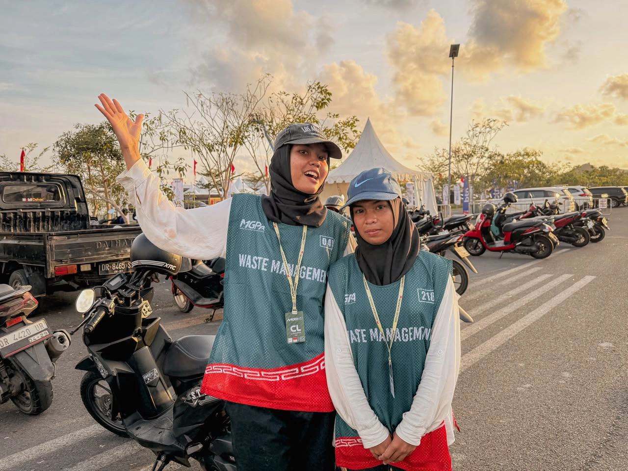 MotoGP Mandalika Bukan Cuma Balapan, Warga Lombok Bisa Cicil Motor hingga Beli Emas!