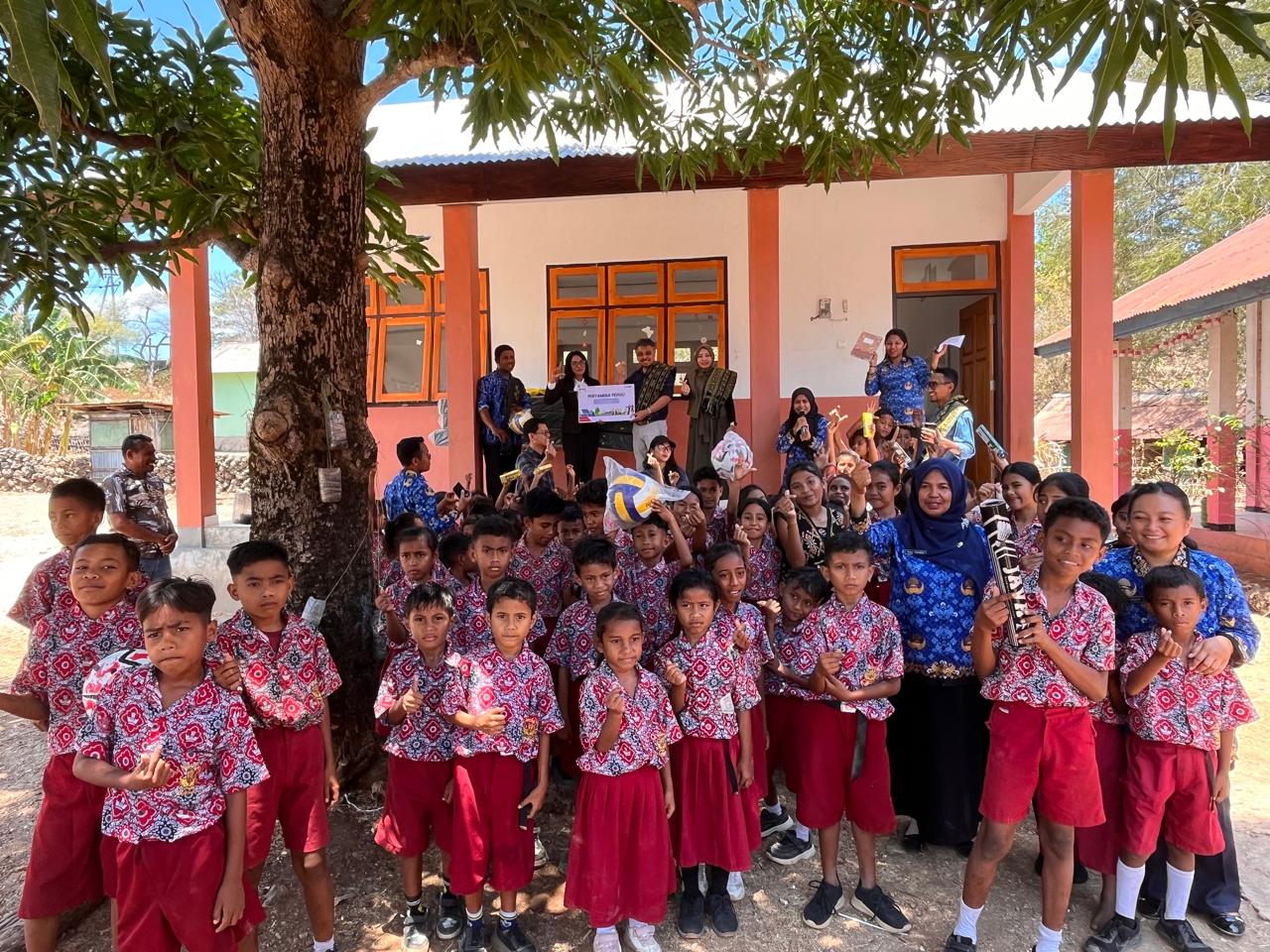Sekolah di Kupang Dapat Suntikan Baru, Pertamina NRE Benahi Sanitasi SD Alak