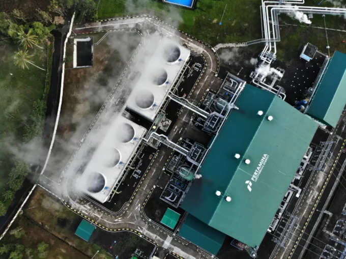 Pembangkit panas bumi PGE yang mendukung produksi listrik 4.114 GWh hingga September 2026